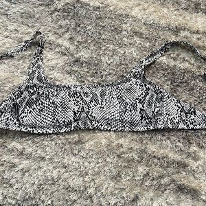 Bikini top; snakeskin pattern